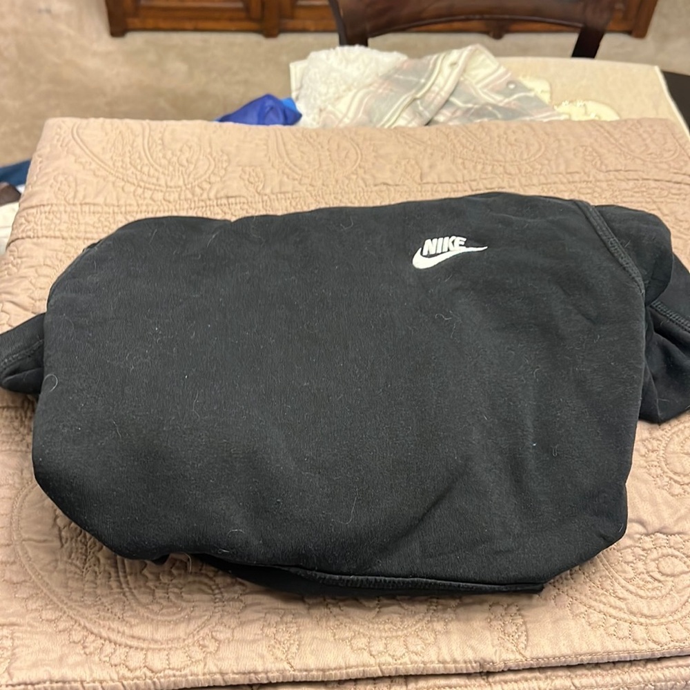 Black Nike sweatshirt